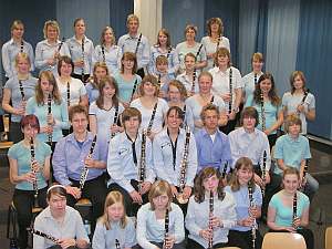 Das `Satruper Klarinetten-Orchester 2008` Leitung Regina Wielert