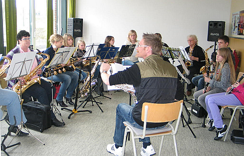 Workshop vom &bdquo;DAS Orchester&ldquo; und den Bl&auml;serklassen 28. M&auml;rz 2010