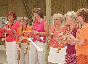 Gl&uuml;cksburger Fl&ouml;ten-Ensemble `Blockschock` von Mary Ann Cordes