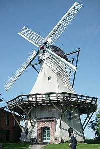 Windm&uuml;hle `Fortuna` im Landschaftsmuseum Unewatt bei Langballig - Foto Katja Negel